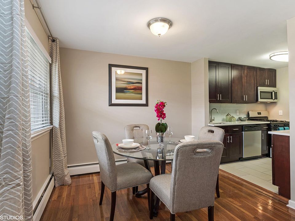 Metropark Station - 323-324 Gill Ln Iselin, NJ | Zillow - Apartments ...