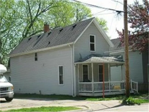 2812 Central Ave, Dubuque, IA 52001