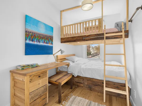 589 Union Avenue image 5 of 11