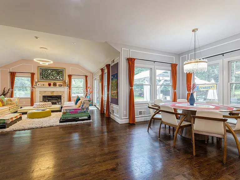 107 Hudson Ave #107 — Photo 17