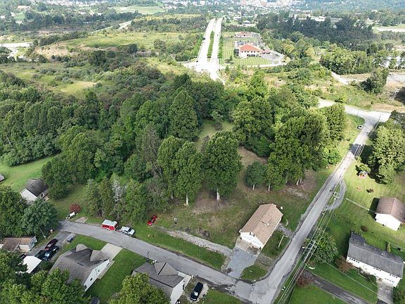 3rd image of 0 Parkside Dr