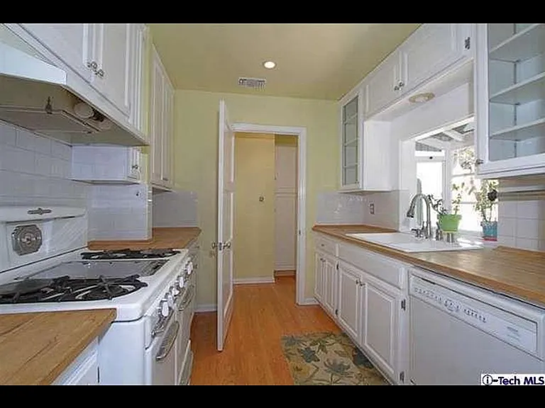 346 Sycamore Gln — Photo 15