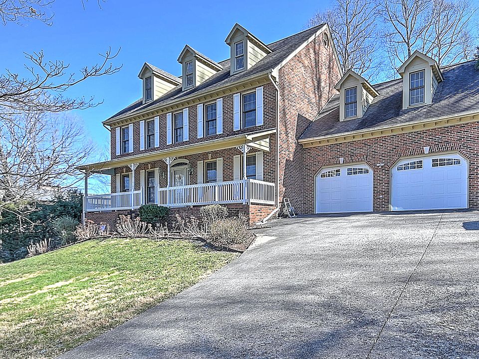 1st image of 4006 Lakewood Dr