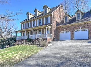 4006 Lakewood Dr, Kingsport, TN 37663