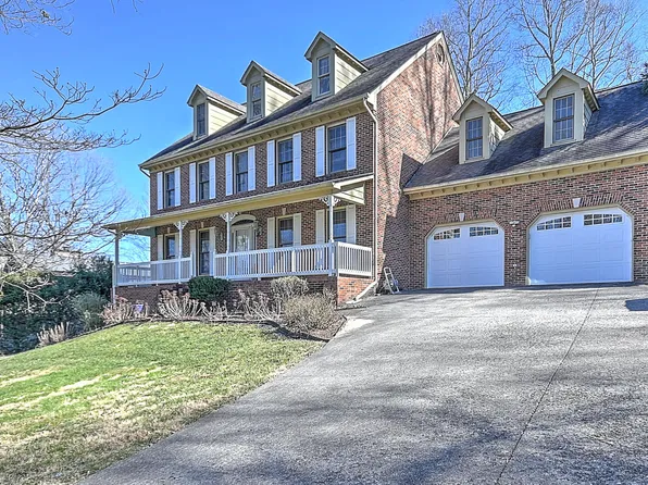 4006 Lakewood Dr, Kingsport, TN 37663