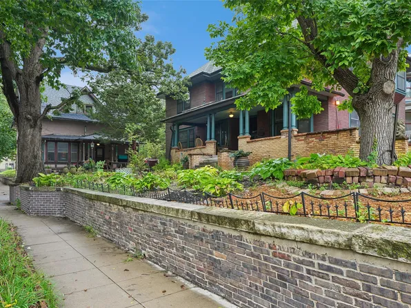 1701 Woodland Ave, Des Moines, IA 50309