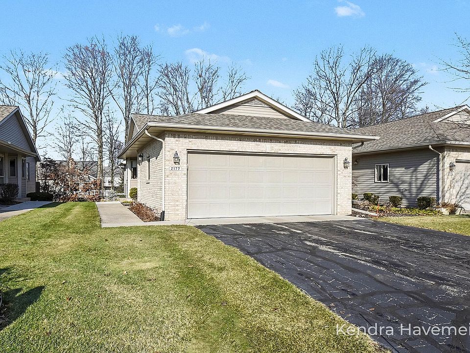 1st image of 2177 Creekside Dr SW #39