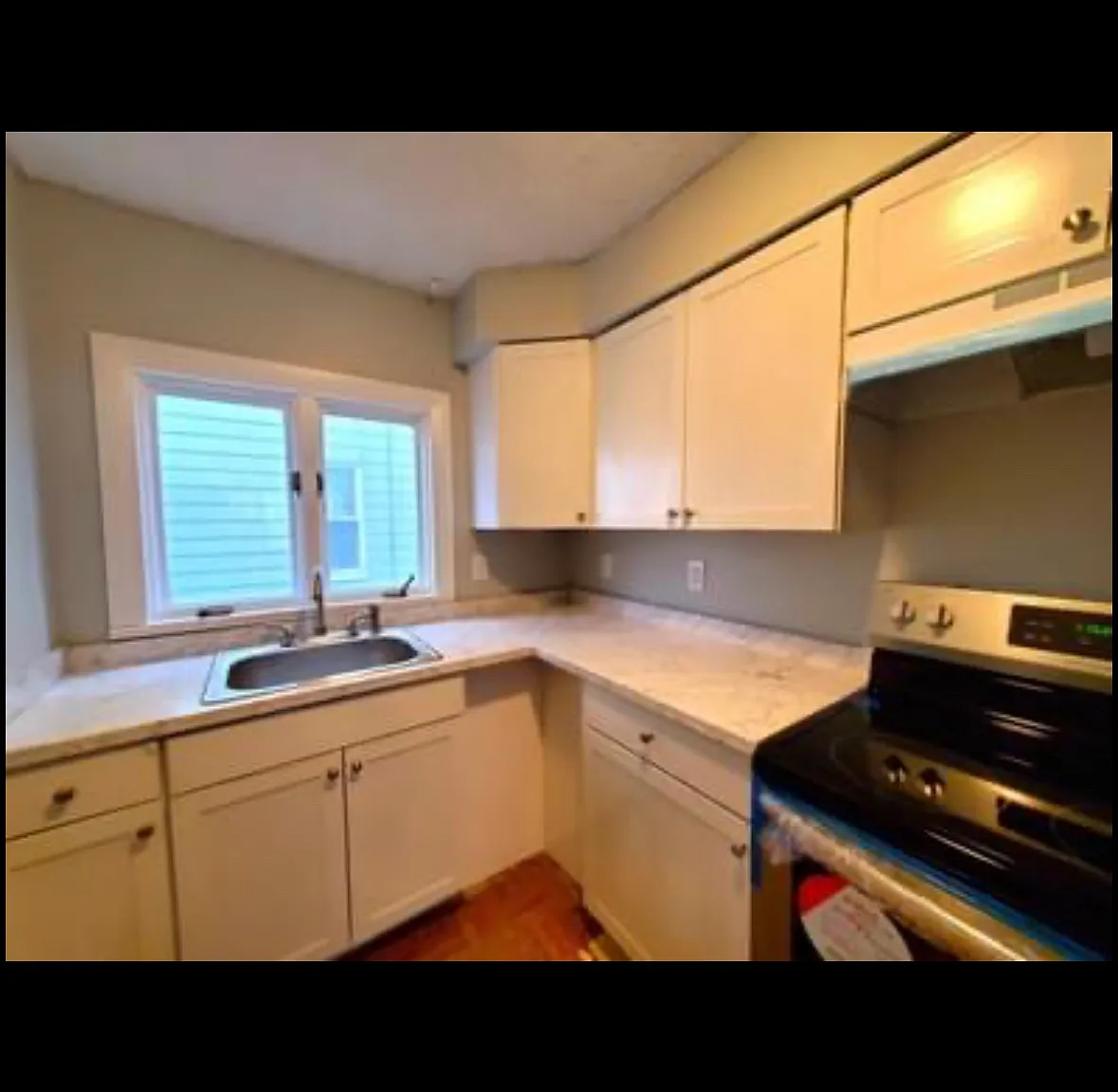 3 bed, 1300 sqft, $2,800 — Photo 4