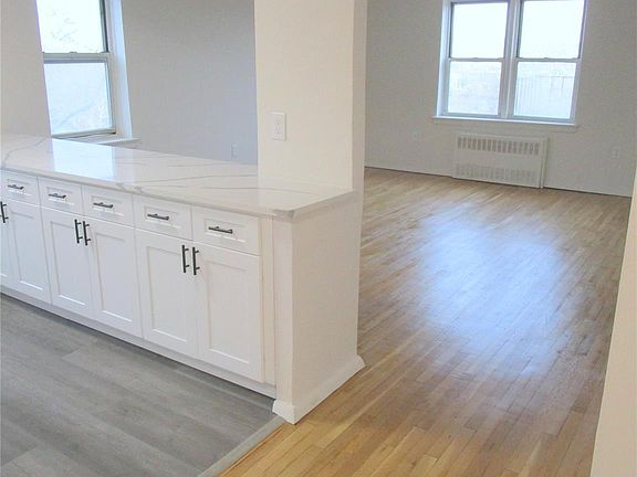 2nd image of 255 Bronx River Road #7L