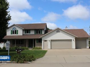 3609 N Meadowsweet Ln, Appleton, WI 54911