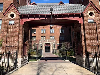 Rented by Tapiro Realty