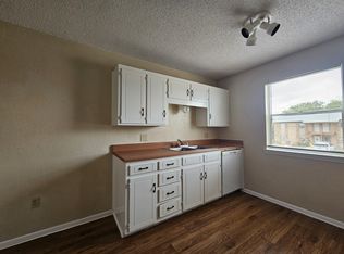 306 Erby Ave APT C, Copperas Cove, TX 76522