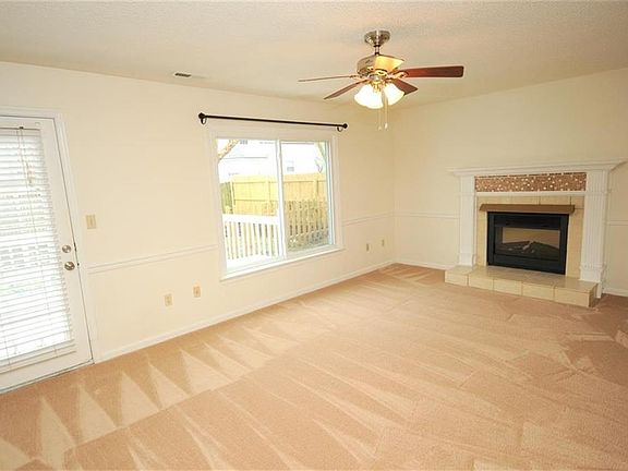 3rd image of 2569 Piney Bark Dr