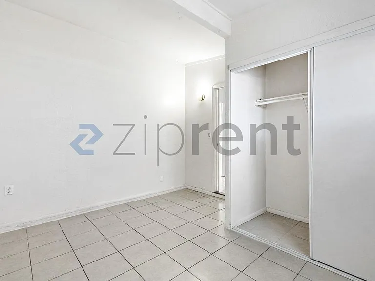 221 Milinane Dr — Photo 28