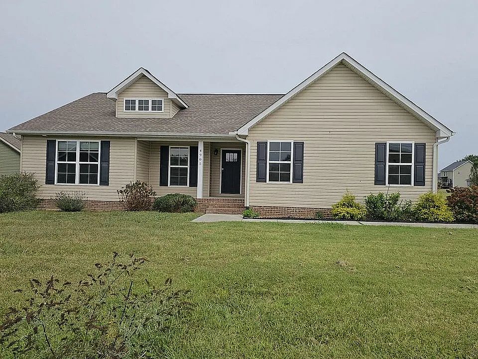 1st image of 4905 Cedar Creek Cir