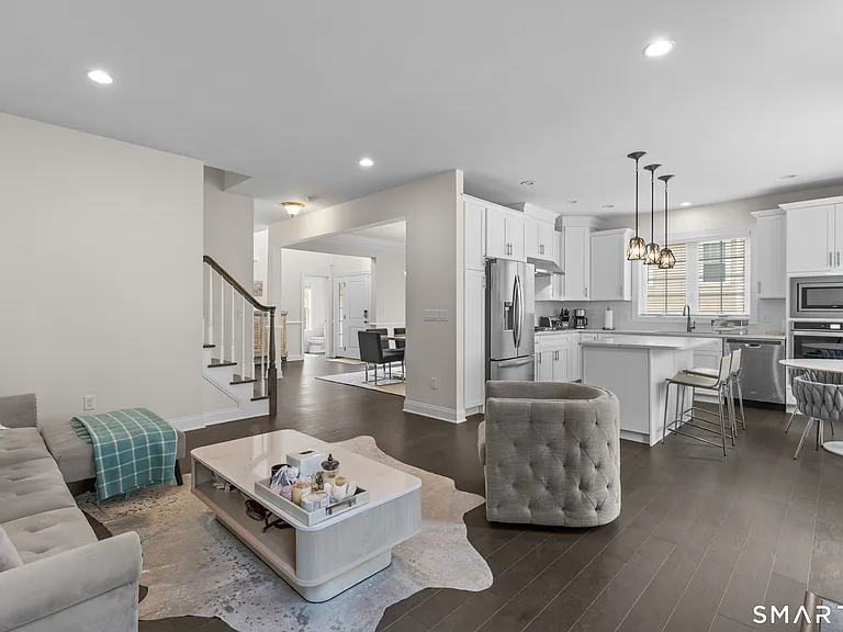 16 Hunting Ridge Ln — Photo 17