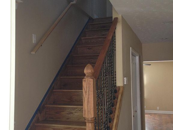 4th image of 314 E Oak Hill Ave