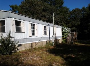 1300 Hunters Creek Rd, Carnesville, GA 30521