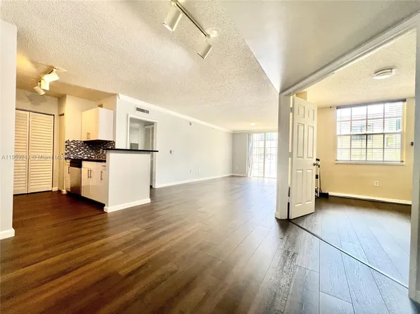 1919 Van Buren St APT 701A, Hollywood, FL 33020