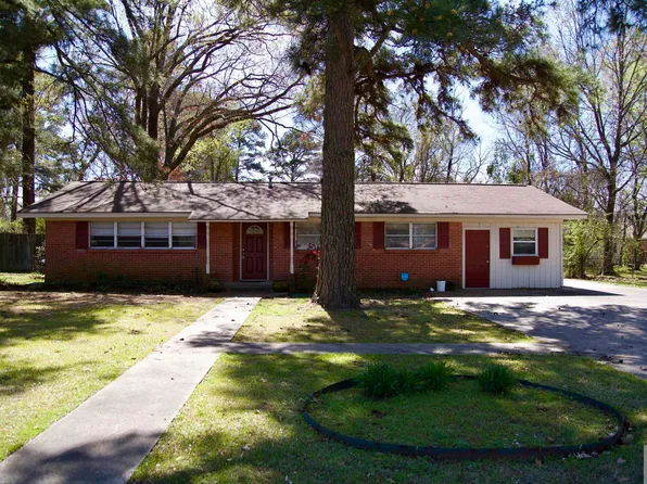 2211 Kennedy Ln, Texarkana, TX 75503