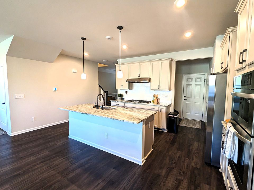Fully Upgraded Kitchen