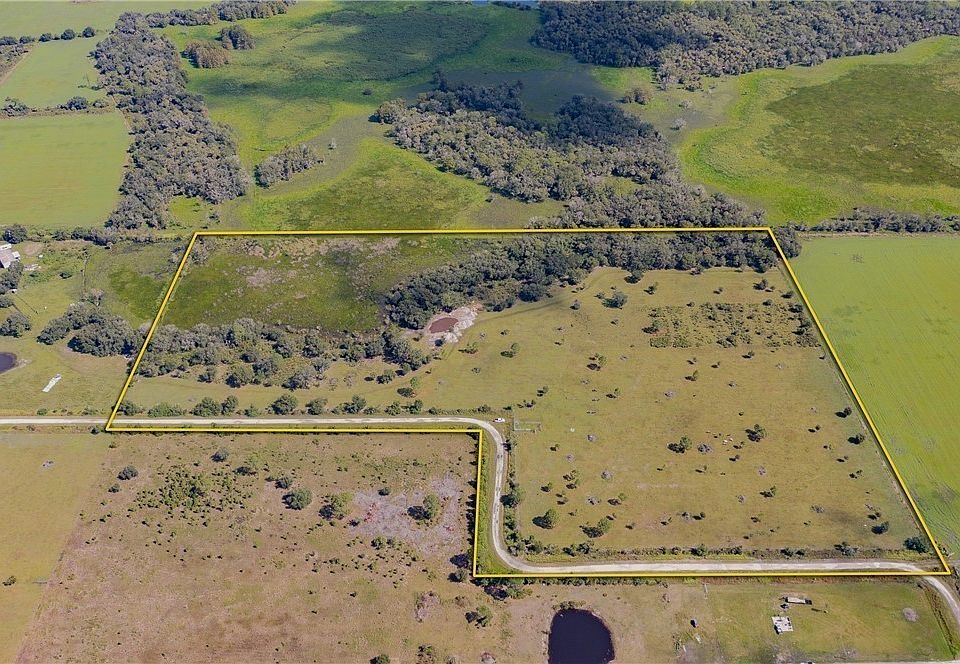 1st image of Fernwood Ln