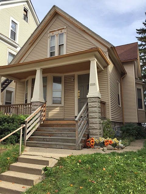 1st image of 2826 N Fratney St