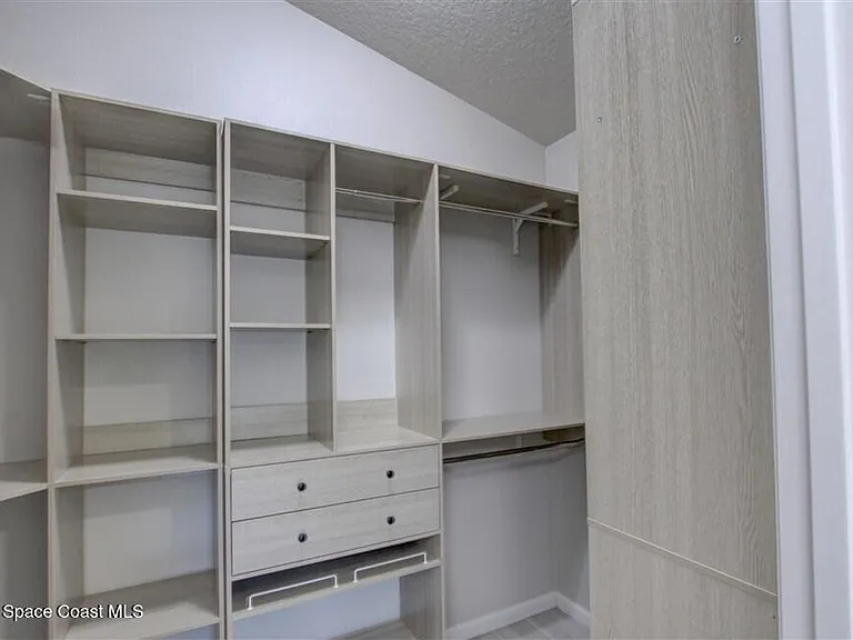 4188 Trovita Cir W — Photo 20