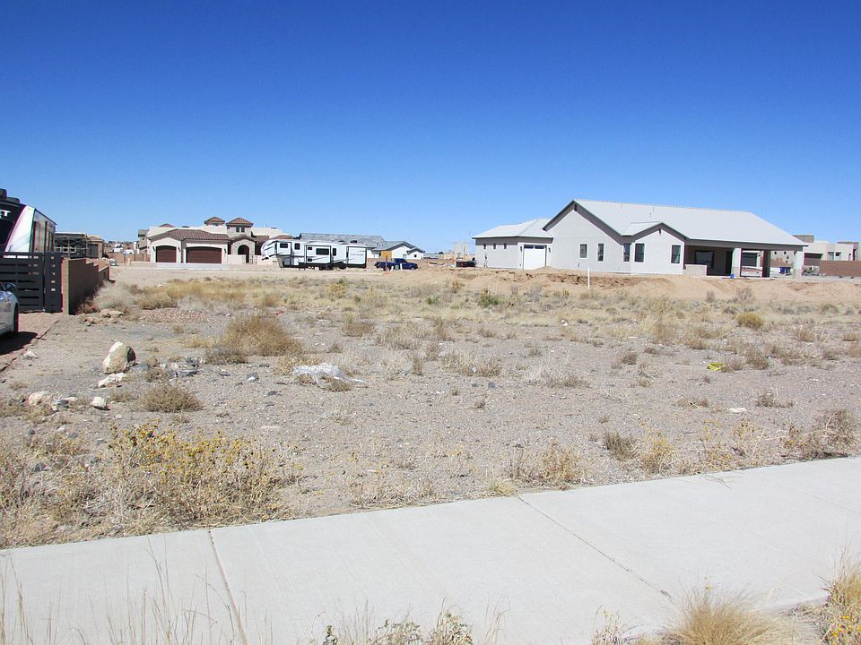 2nd image of 6505 Petirrojo Rd NW