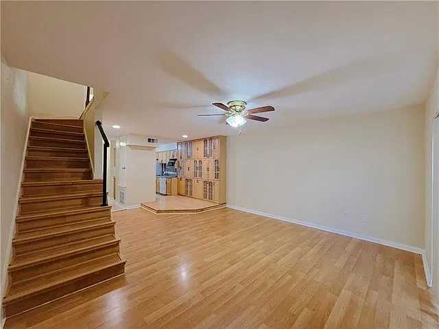 2 bed, 1.5 bath, 1120 sqft, $1,400 — Photo 4