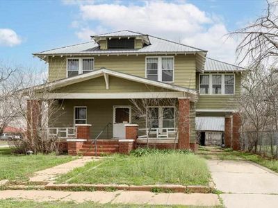 321 N 3rd St, Walters, OK, 73572