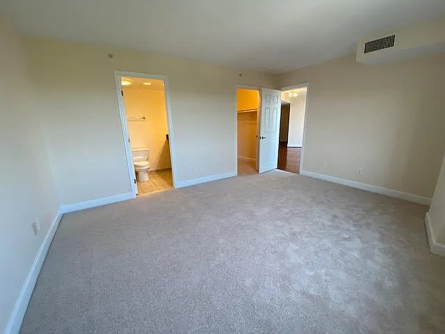 3401 38th St NW #813 — Photo 10