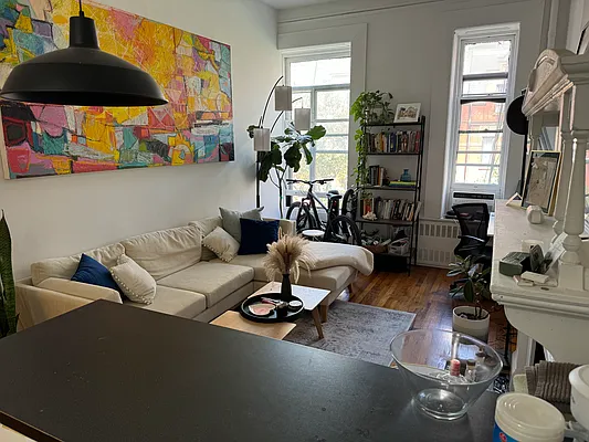 Rented by Joe Gotham LTD | media 5