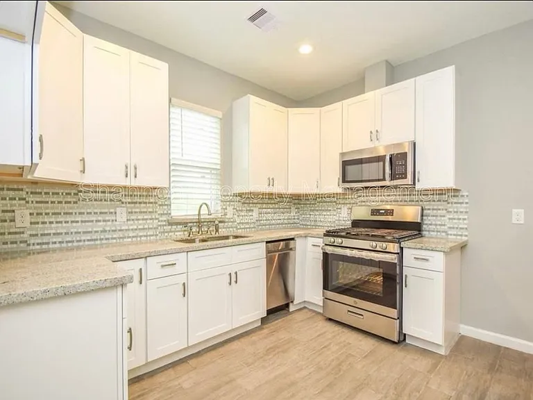 7941 Sparta St — Photo 15