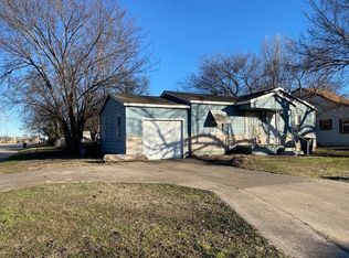 1202 SW 24th St, Lawton, OK 73505