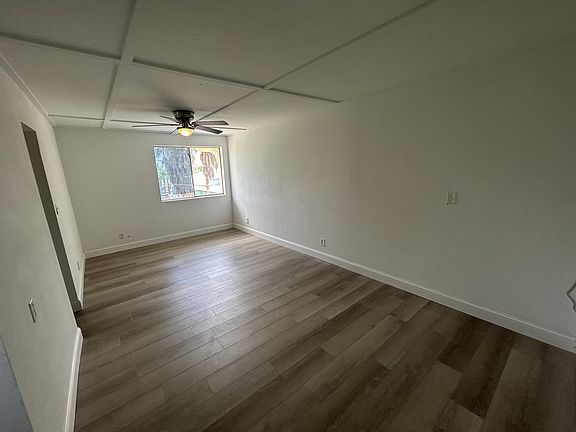4th image of 1225 E New Haven Ave #2