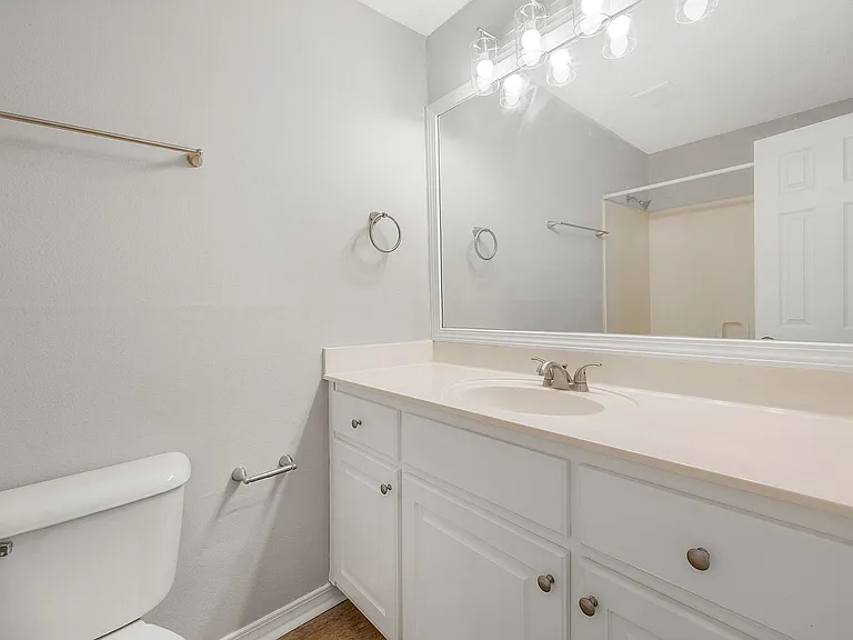 Grandview Pointe-211
