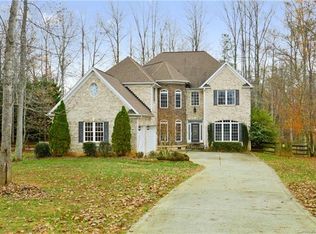 232 Evening Shadow Rd, Lake Wylie, SC 29710