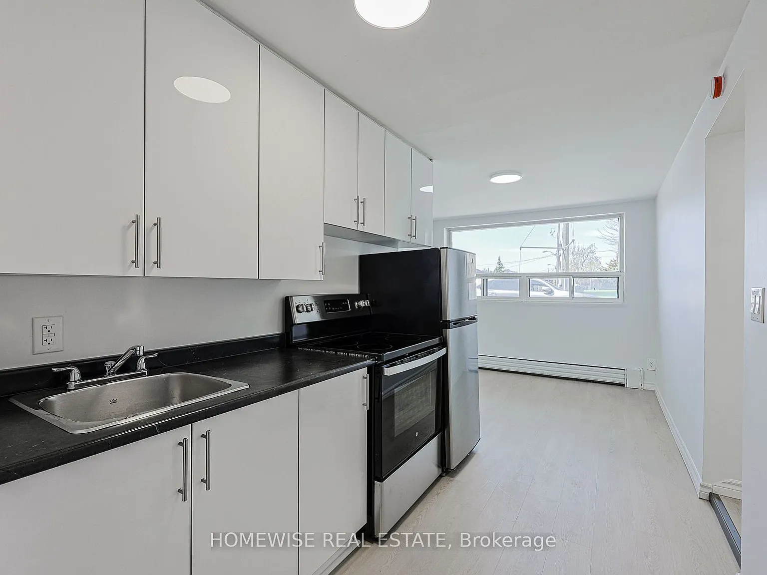 Studio, $1,595 — Photo 2
