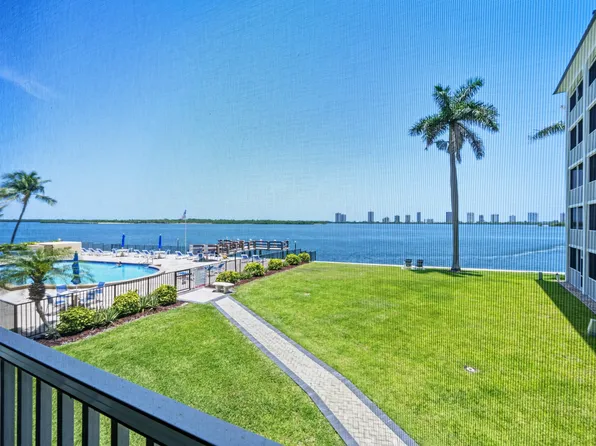 100 Paradise Harbour Boulevard #203, North Palm Beach, FL 33408