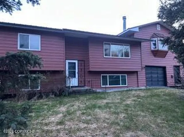 1704 Orca Pl, Anchorage, AK 99501