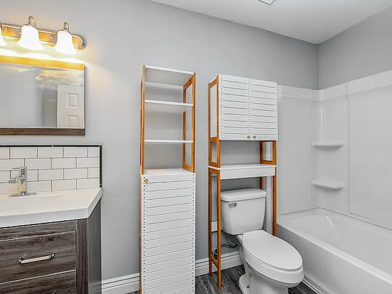 1807 Treehouse Trl #B — Photo 6