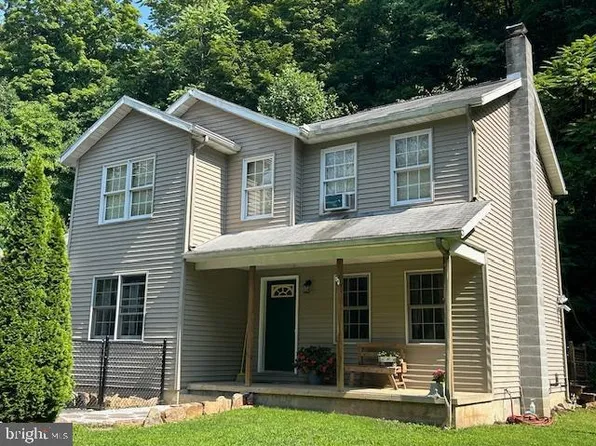 1330 Hawstone Rd, Lewistown, PA 17044