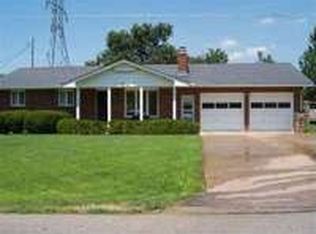 314 Birch Way, Hutchinson, KS 67502
