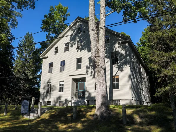 78 Shaker Rd, Harvard, MA 01451