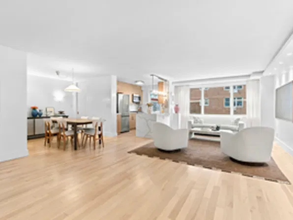 175 East 74th Street image 1 of 12