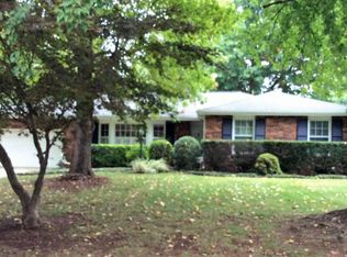 2337 E Berkeley St, Springfield, MO 65804