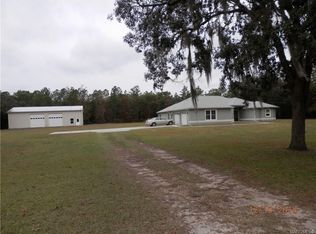 1908 S Colonial Ave, Homosassa, FL 34448