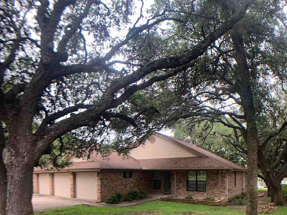 1st image of 300 Bluebird Cir