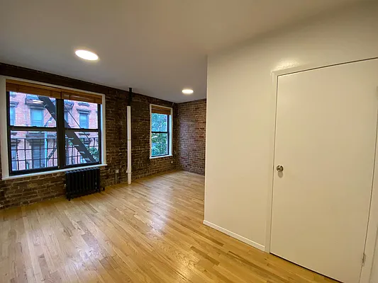 Rented by Krieger Real Estate LLC | media 9